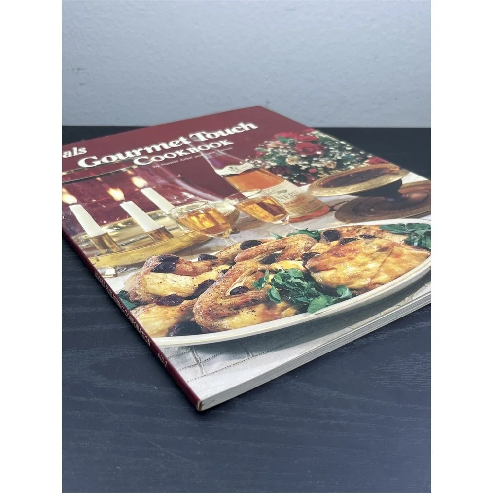 Ideals Gourmet Touch Cookbook 1978 Naomi Arbit June Turner Vintage Recipes